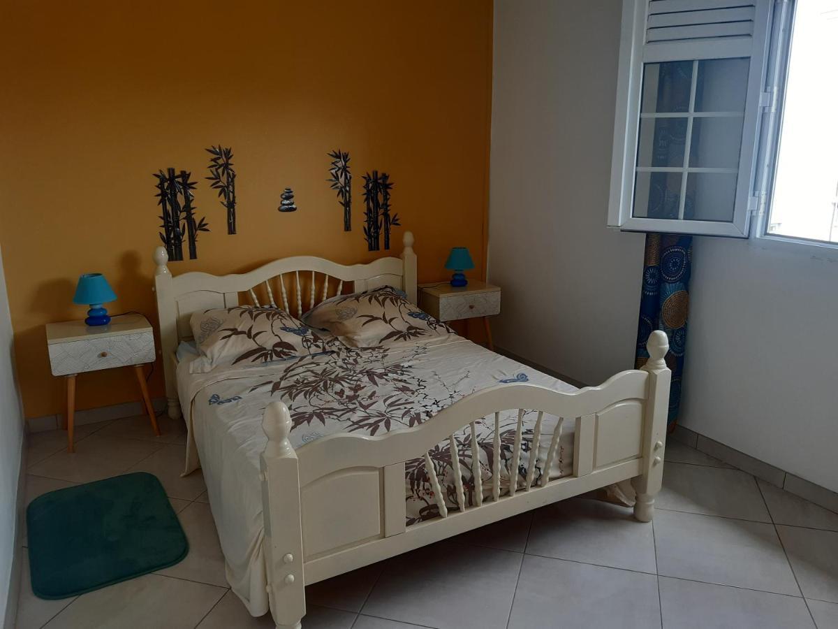 Bella Appartement Gros-Morne Buitenkant foto
