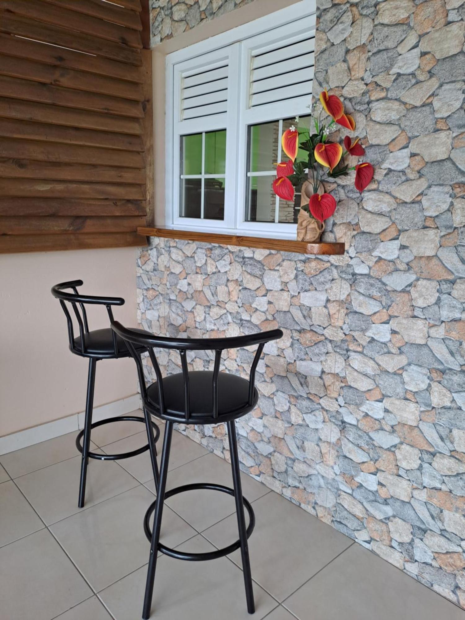 Bella Appartement Gros-Morne Buitenkant foto